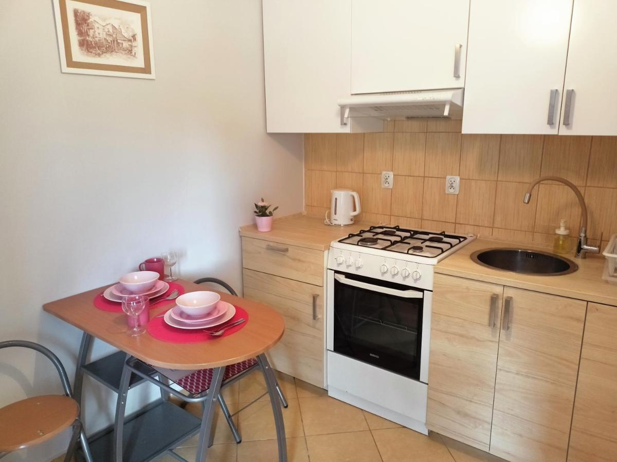 Apartament Malinowy Swietoduska 12 لوبلين المظهر الخارجي الصورة